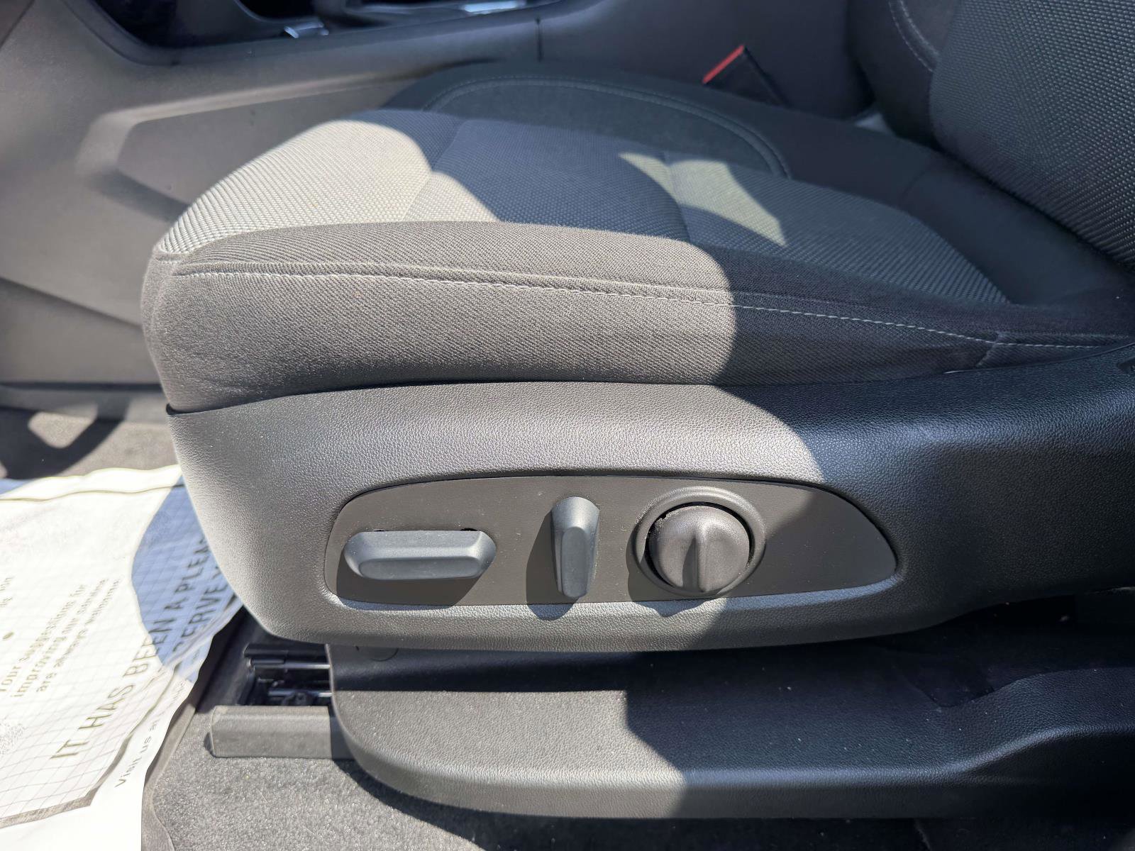 Used 2023 Chevrolet Traverse LT w/ LPO, Floor Liner Package AWD/4WD image 18
