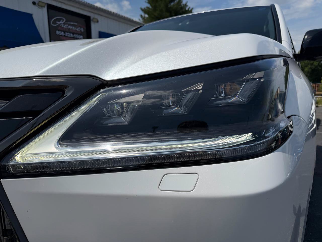 Used 2021 Lexus LX 570 4WD w/ Inspiration Series #2 image 28