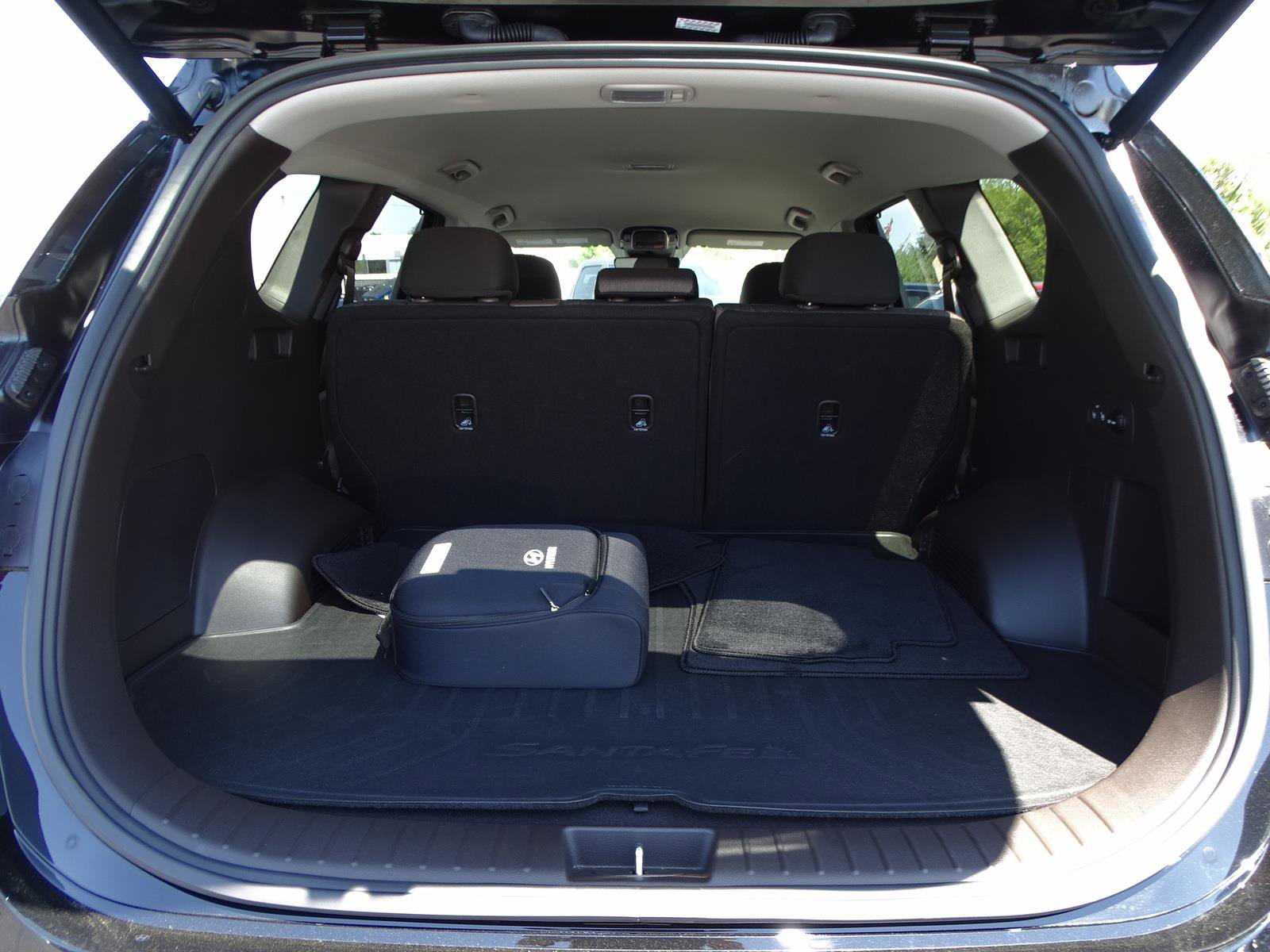 Used 2023 Hyundai Santa Fe SEL Convenience image 14