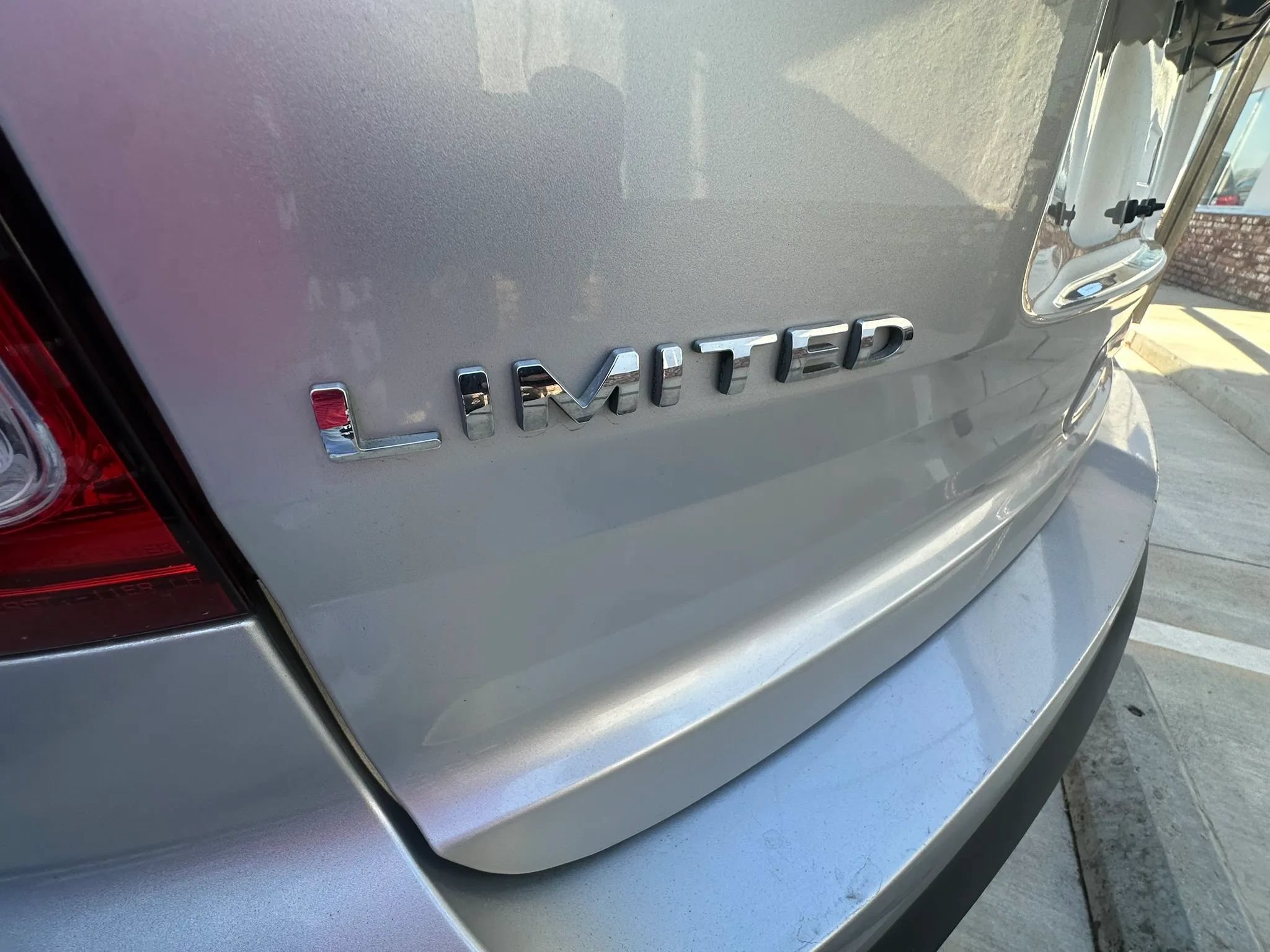 Used 2015 Ford Explorer Limited FWD image 17