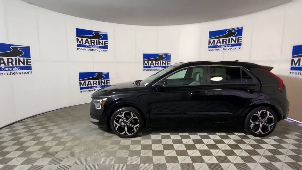 Used 2024 Kia Niro EX Touring FWD image 7