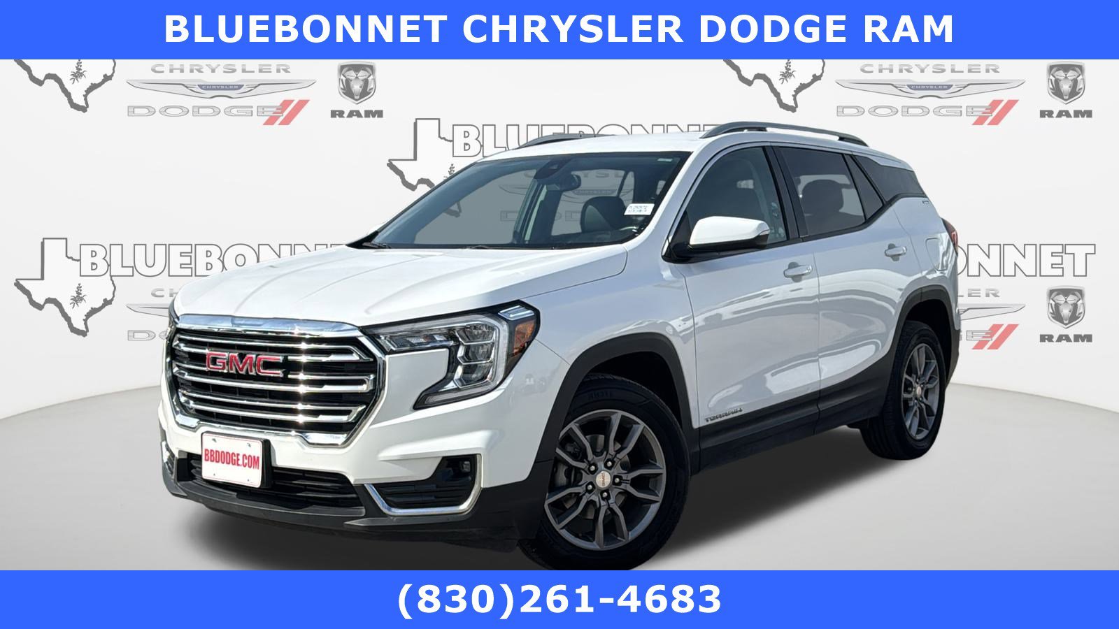 Used 2024 GMC Terrain SLT image 1