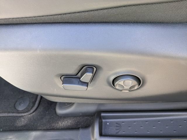 New 2026 Chrysler Pacifica Limited image 23