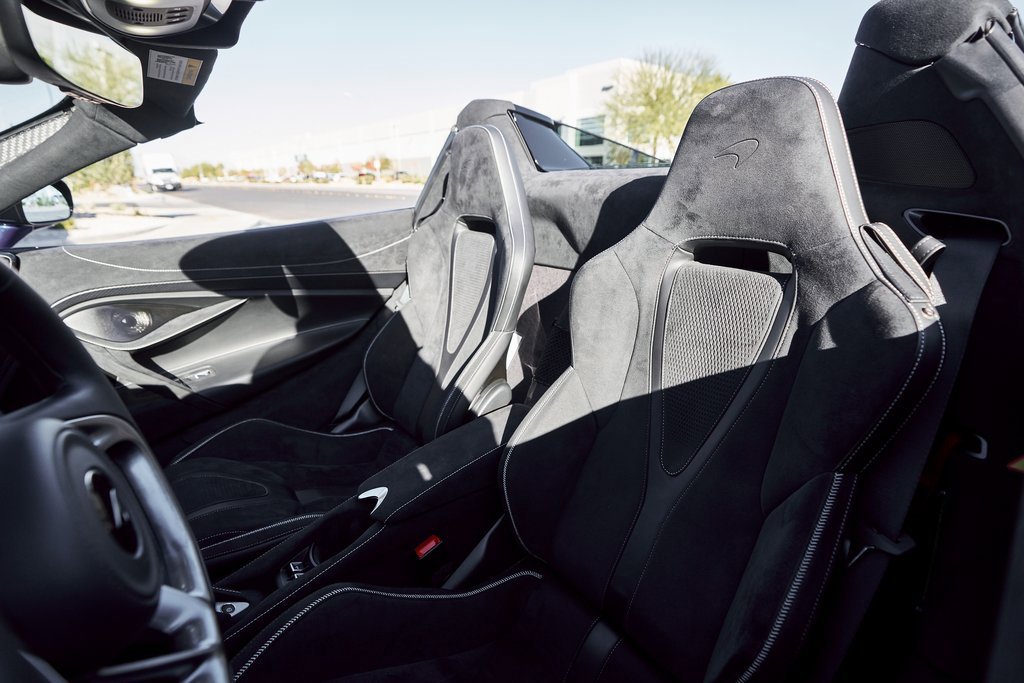 Used 2024 McLaren 750S Spider image 43