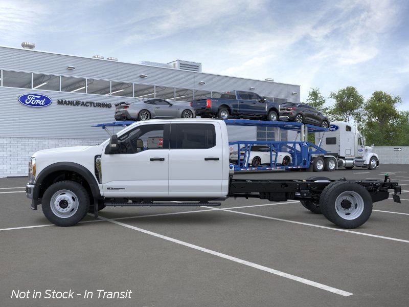 New 2026 Ford F550 4x4 Crew Cab image 3