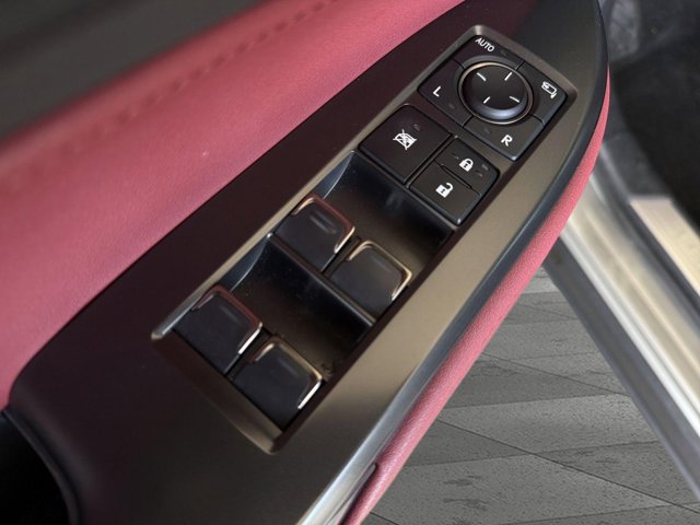 Certified 2025 Lexus NX 250 FWD w/ Towing Package (2000 Lbs) image 9