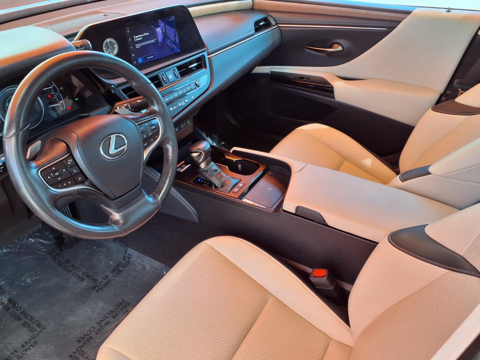 Used 2024 Lexus ES 300h w/ Premium Package FWD image 16