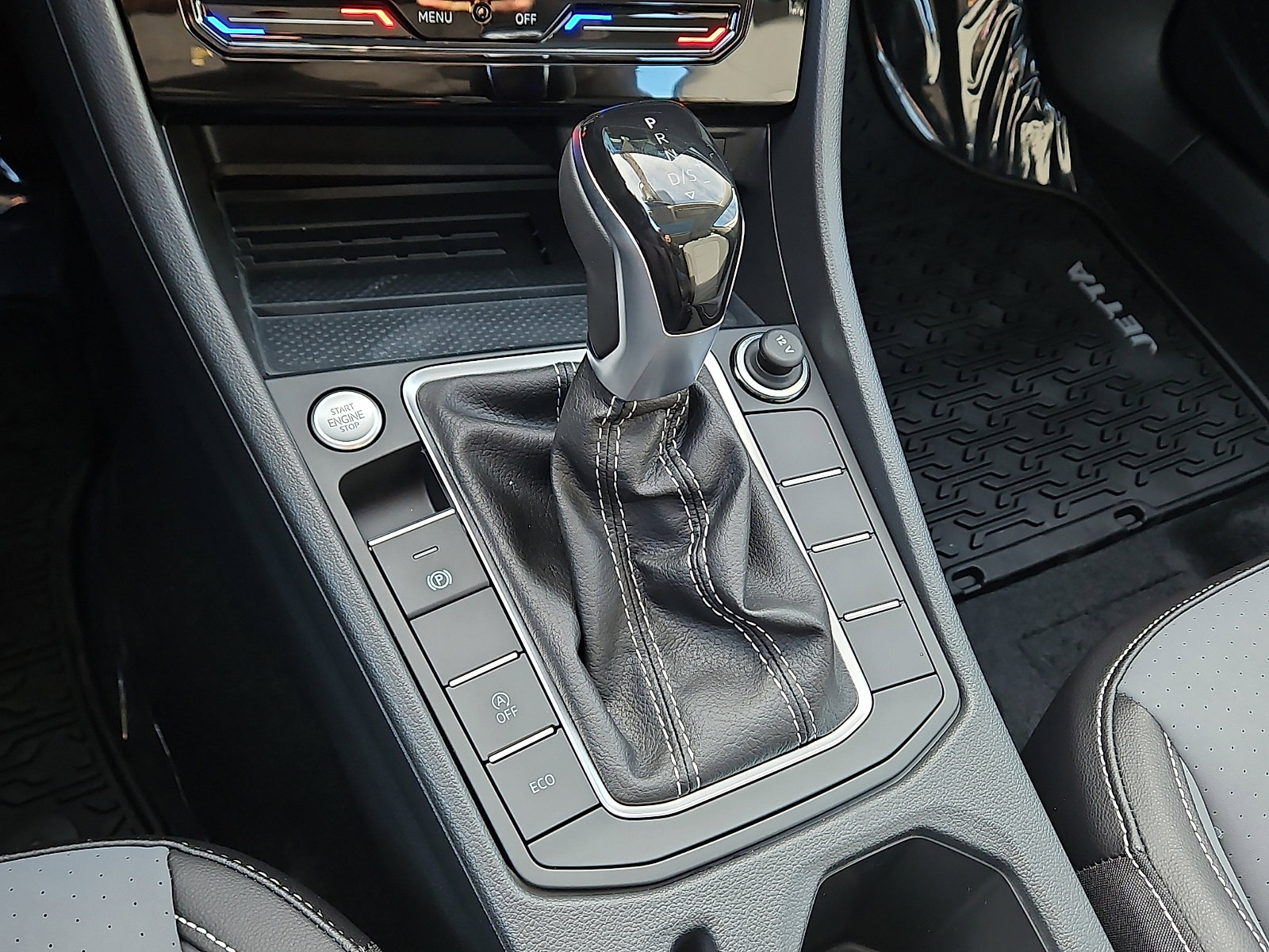 New 2026 Volkswagen Jetta SE image 14