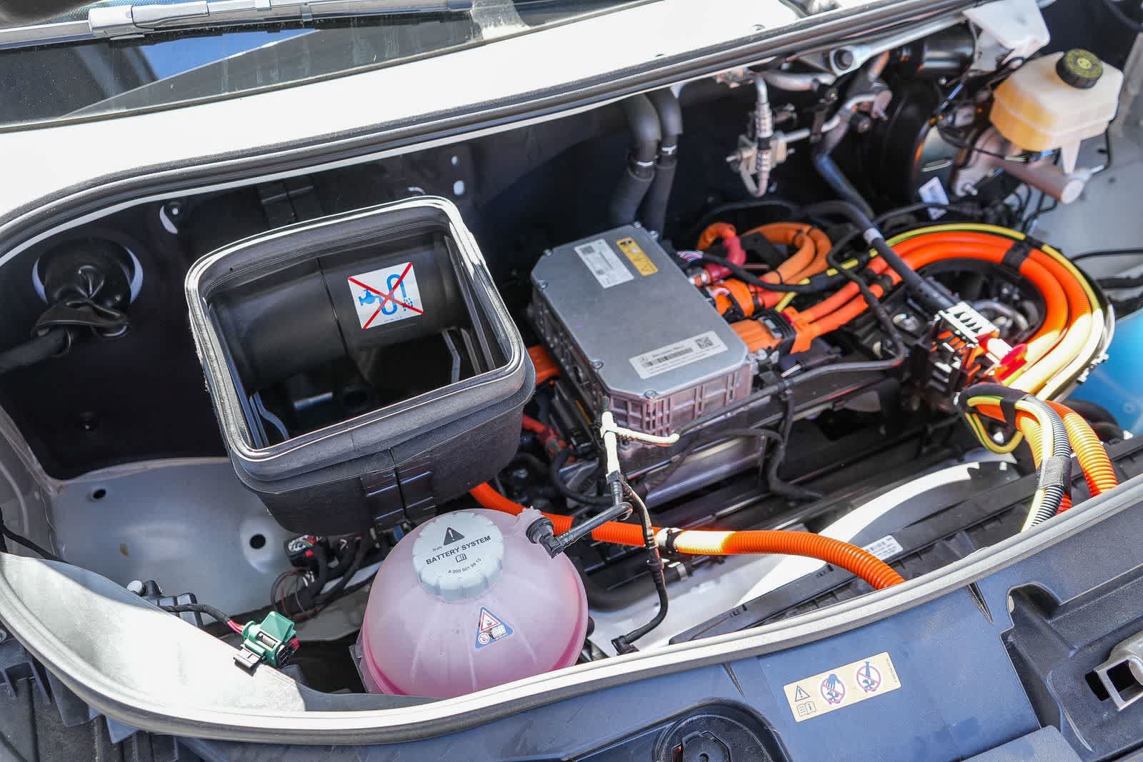 New 2025 Mercedes-Benz eSprinter 170 Cargo image 34