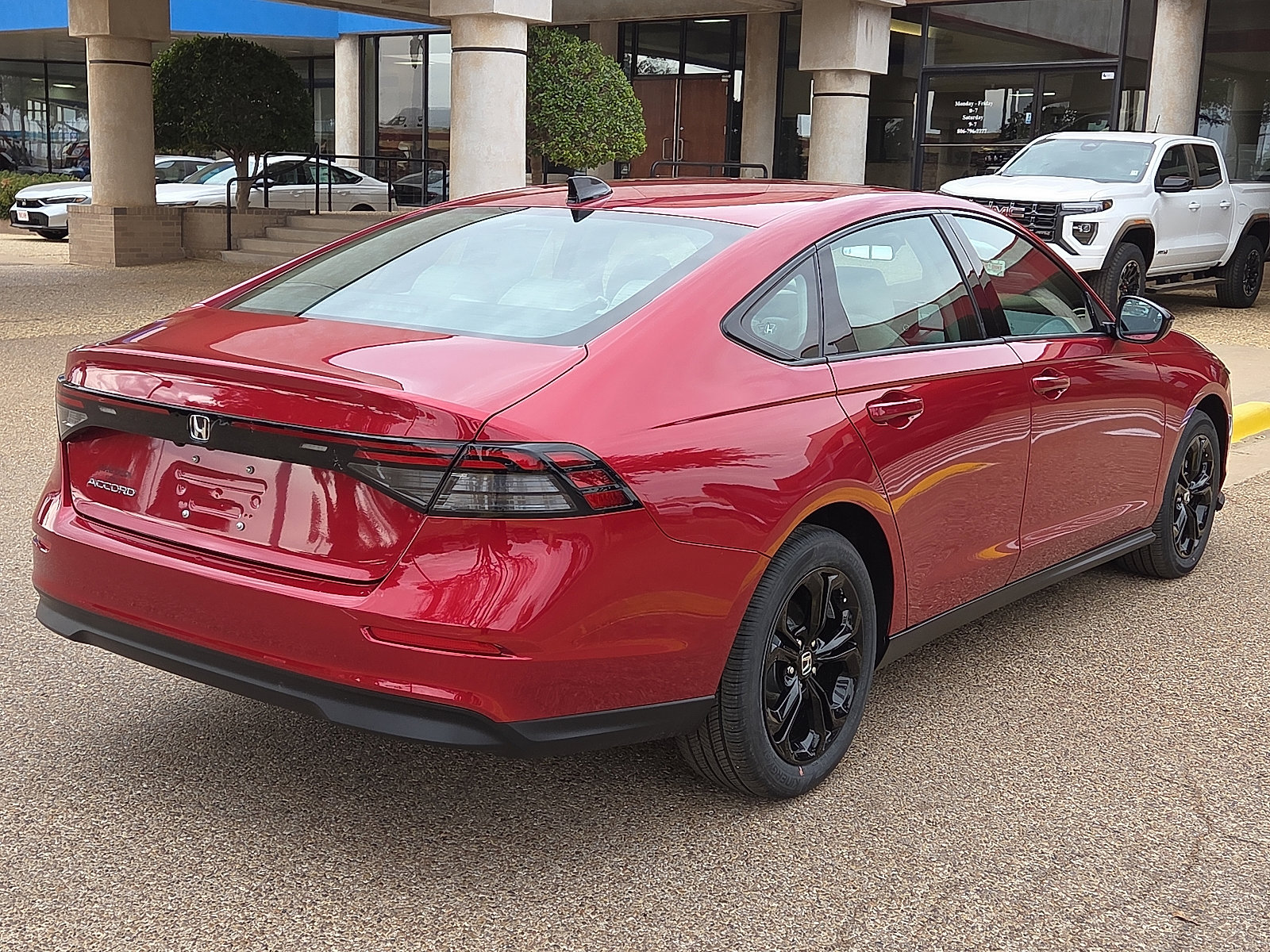 New 2025 Honda Accord SE image 4