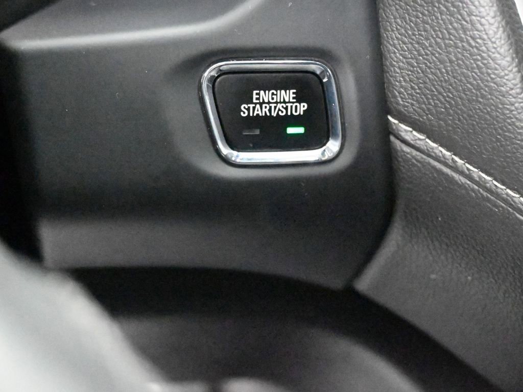 Used 2023 GMC Acadia SLT image 42