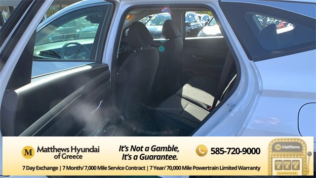 Certified 2025 Hyundai Tucson SE image 16