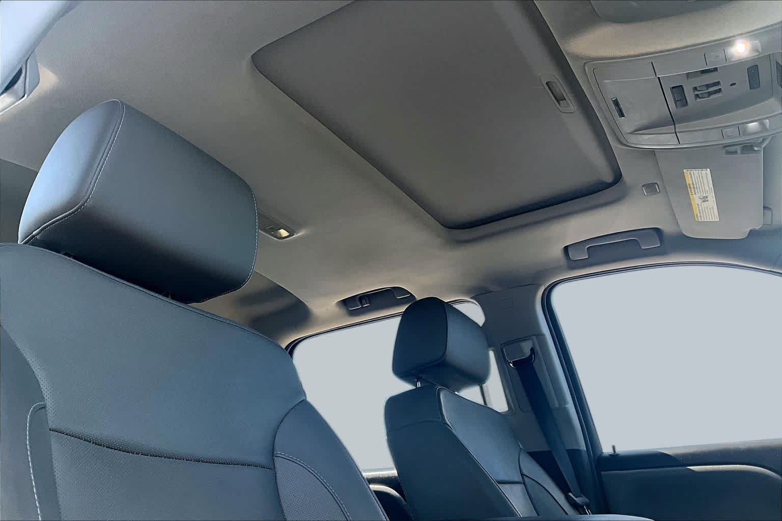 Used 2018 GMC Sierra 1500 SLT AWD/4WD image 13