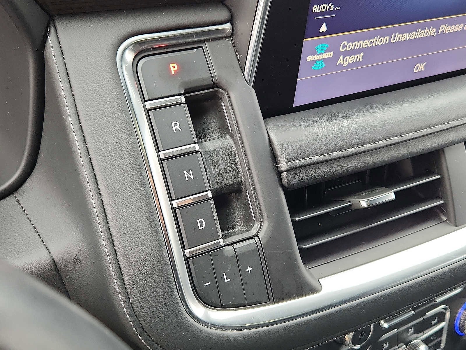 Used 2021 GMC Yukon SLE image 14