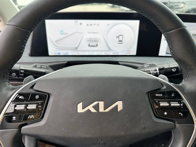 Used 2024 Kia EV6 Light AWD/4WD image 24