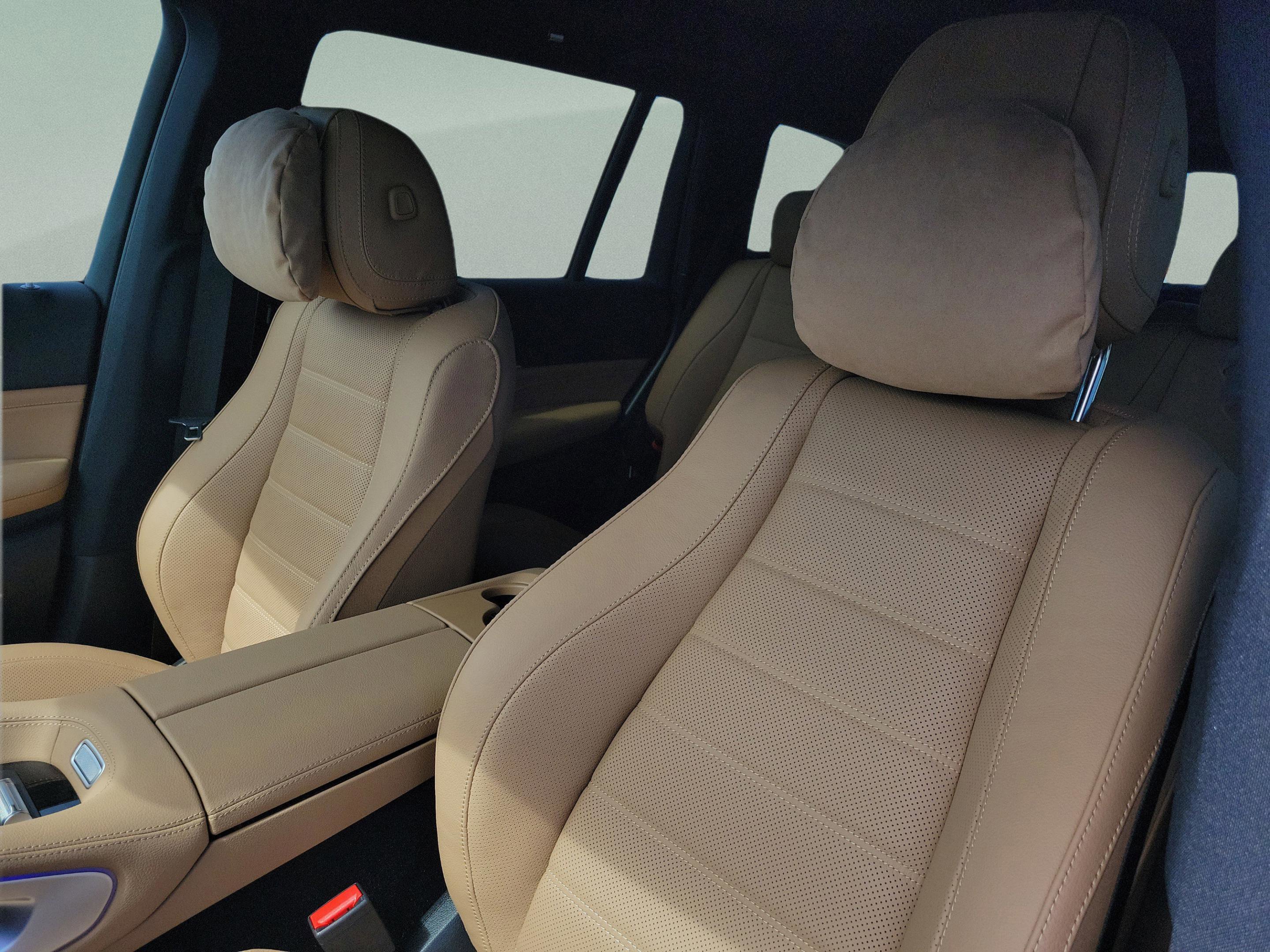 New 2026 Mercedes-Benz GLS 450 4MATIC image 18