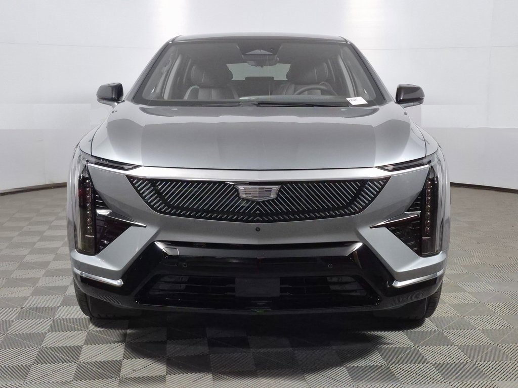 New 2026 Cadillac Optiq Luxury 1 image 2
