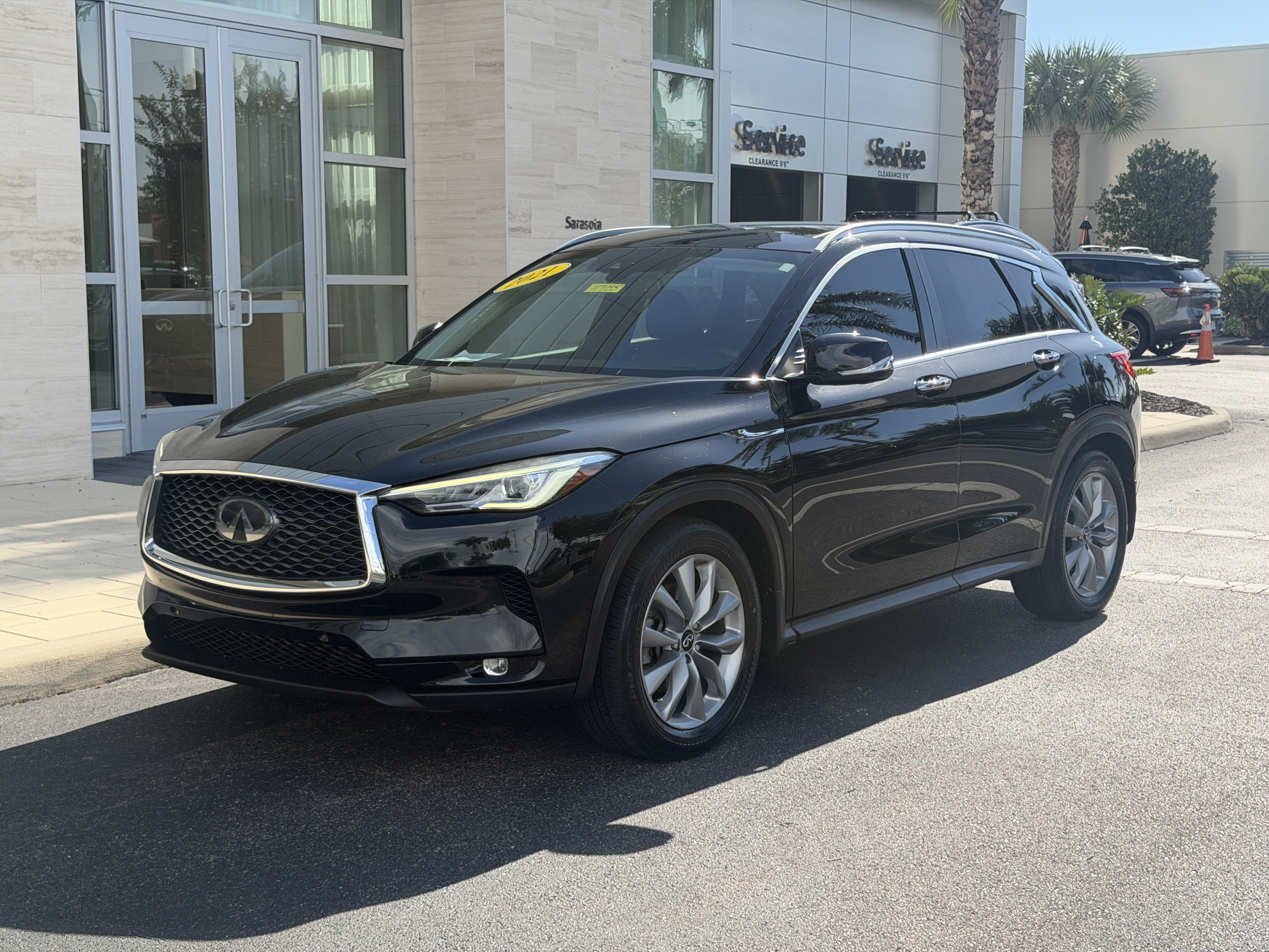 Certified 2021 INFINITI QX50 Essential FWD image 3