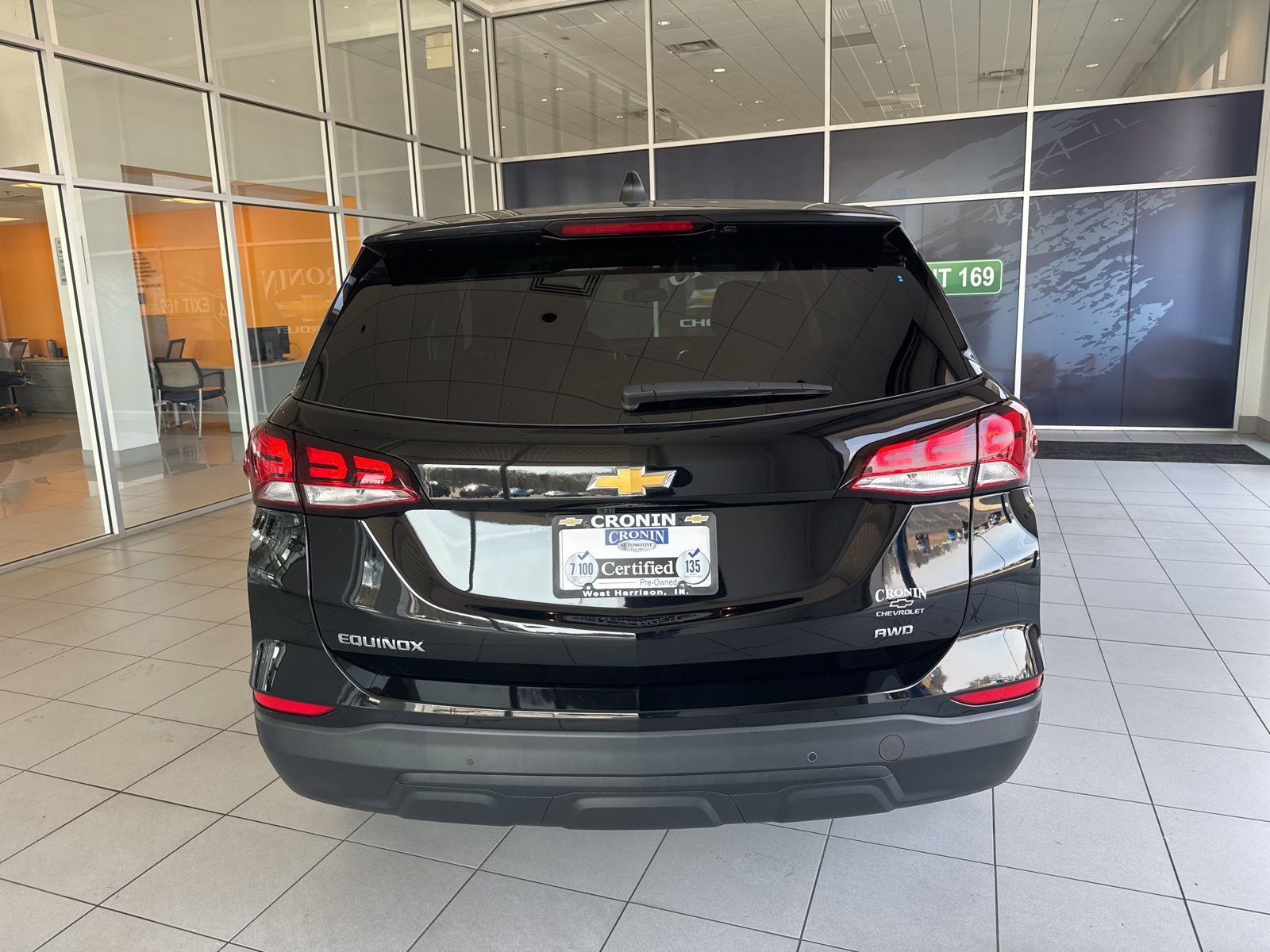 Used 2024 Chevrolet Equinox LS w/ LS Convenience Package image 7