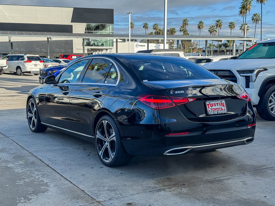 Used 2025 Mercedes-Benz C 300 Sedan image 8