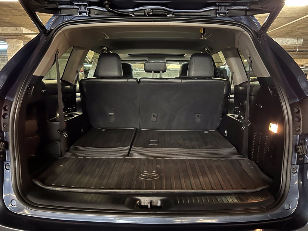 Used 2015 Toyota Highlander XLE AWD/4WD image 42