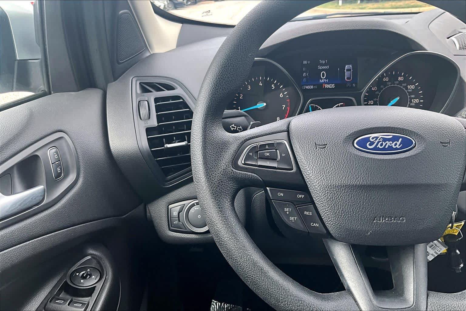 Used 2017 Ford Escape SE AWD/4WD image 23