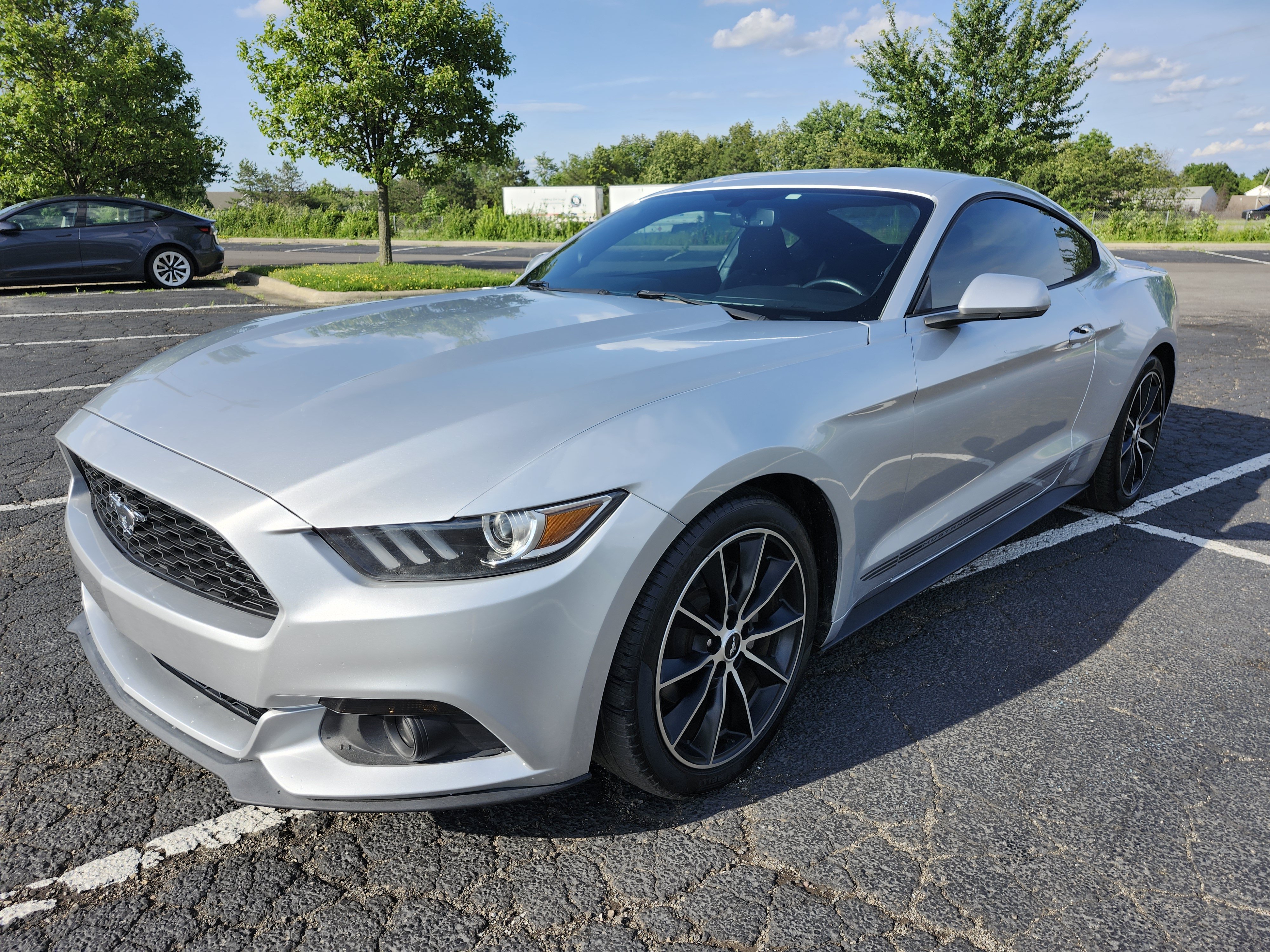 Used 2017 Ford Mustang Coupe w/ Wheel & Stripe Package RWD image 12