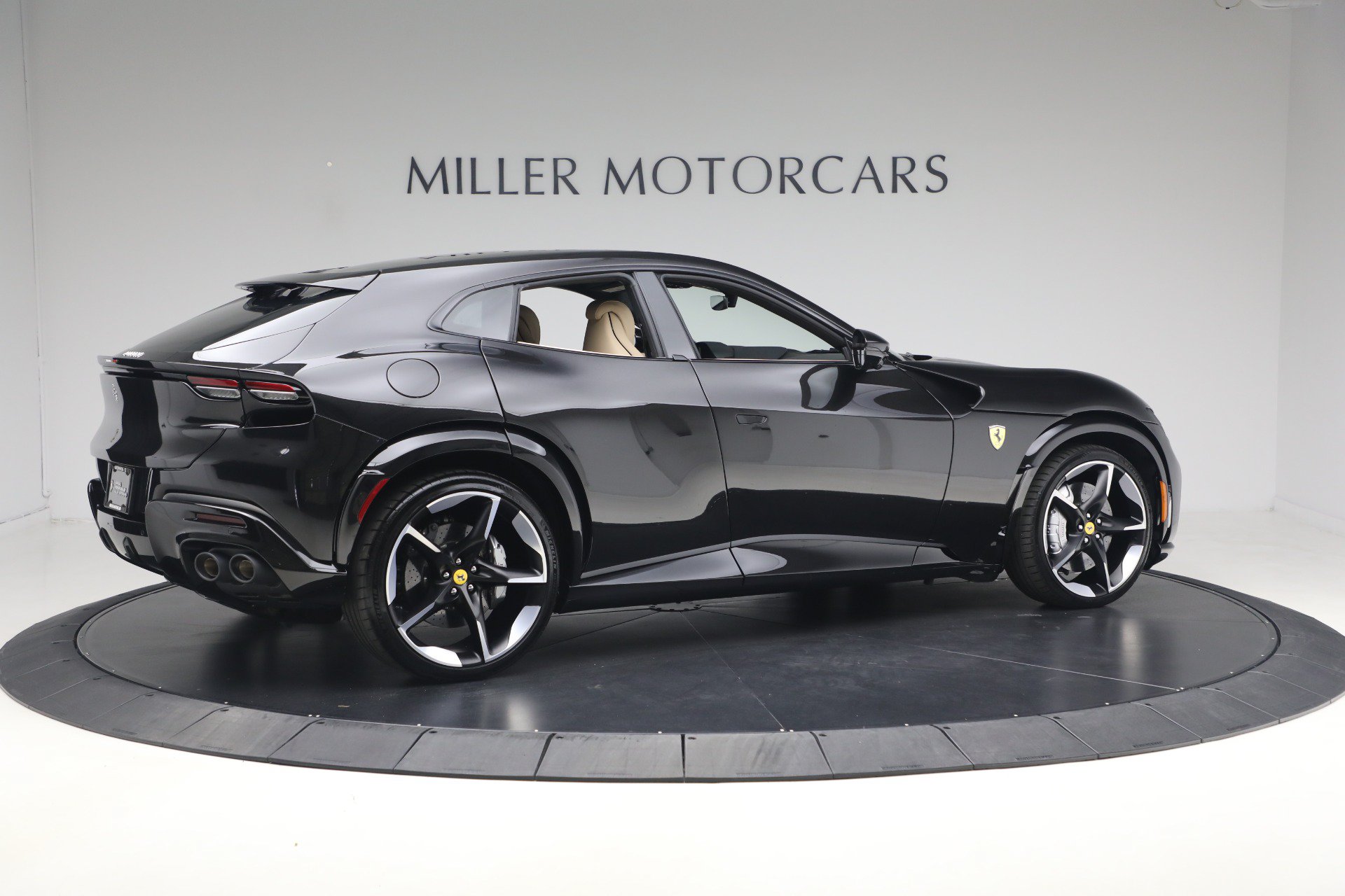 Certified 2024 Ferrari Purosangue AWD/4WD image 8