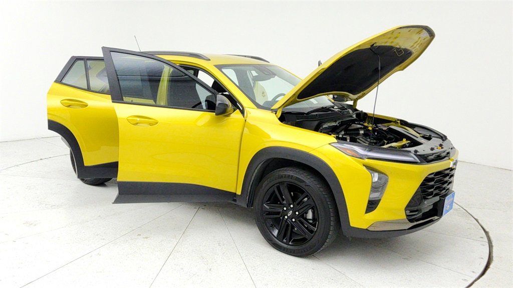 Used 2024 Chevrolet Trax ACTIV w/ Driver Confidence Package image 13