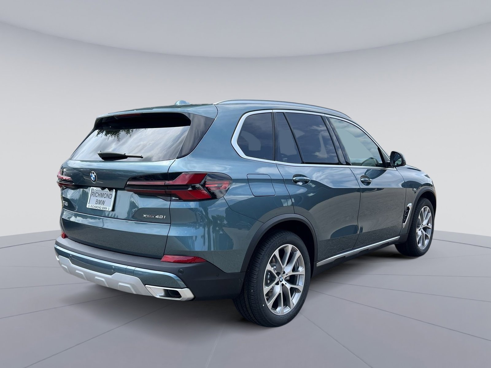 New 2026 BMW X5 xDrive40i w/ Climate Comfort Package image 5