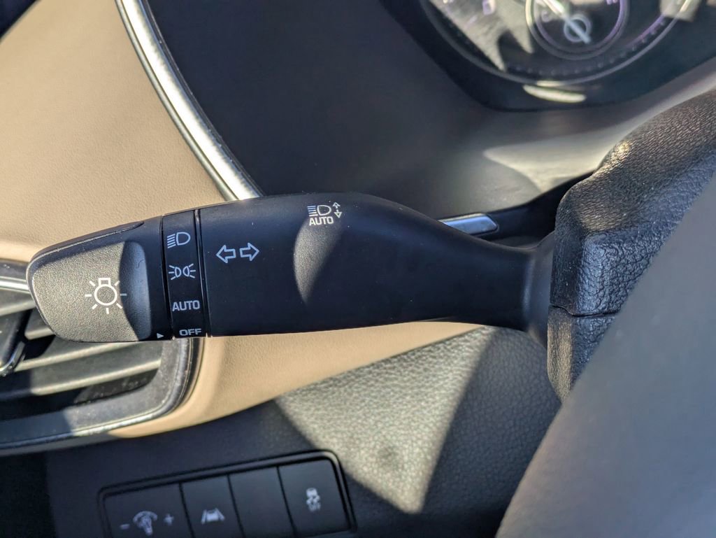 Used 2023 Hyundai Santa Fe SE image 25