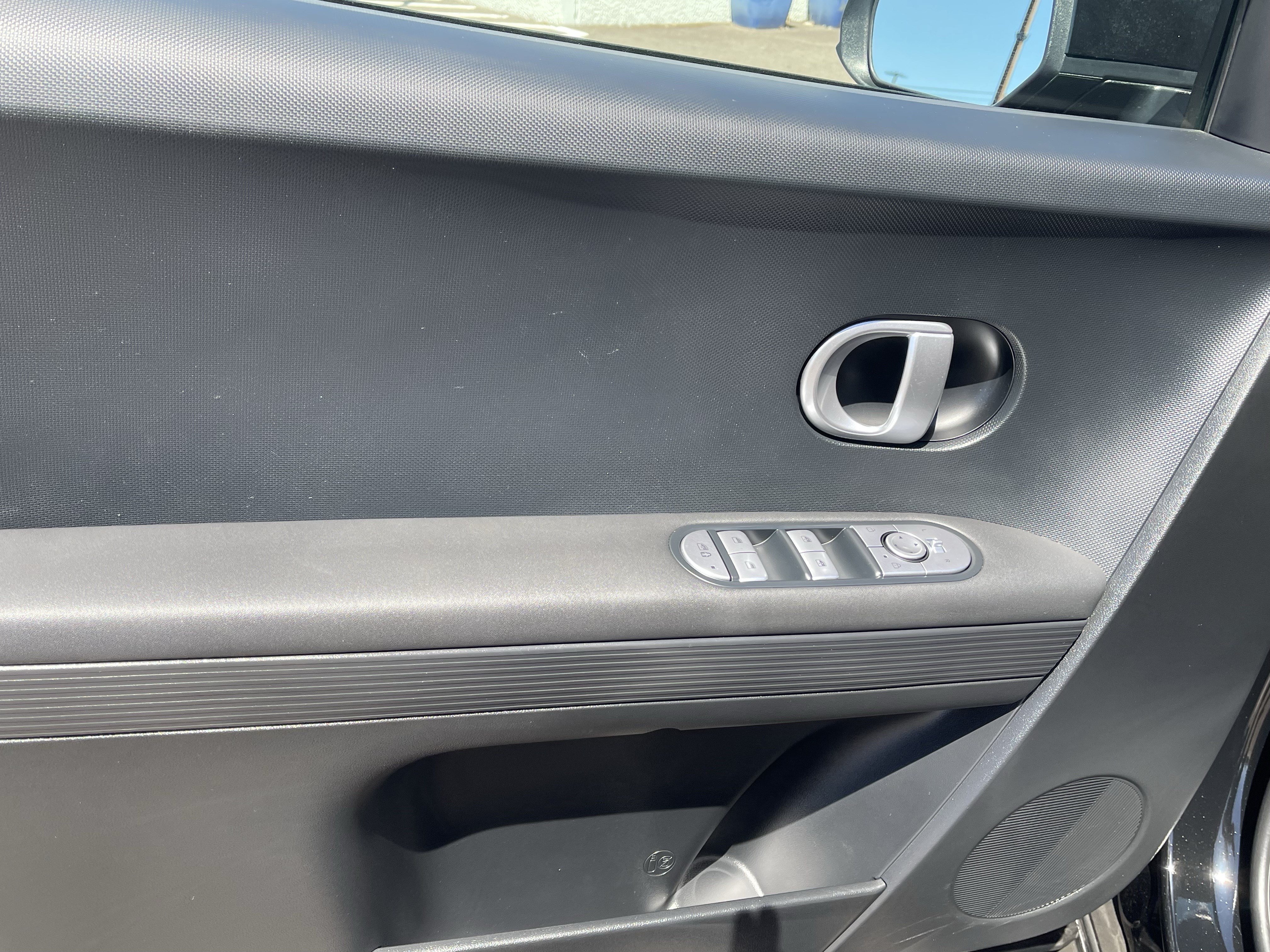 Certified 2024 Hyundai Ioniq 5 SEL AWD/4WD image 17