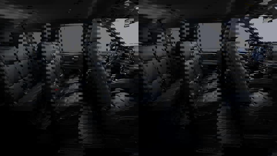 New 2026 Chevrolet Suburban LT w/ Comfort Package image 36