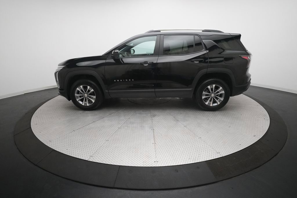 Used 2025 Chevrolet Equinox LT w/ Convenience Package II image 24