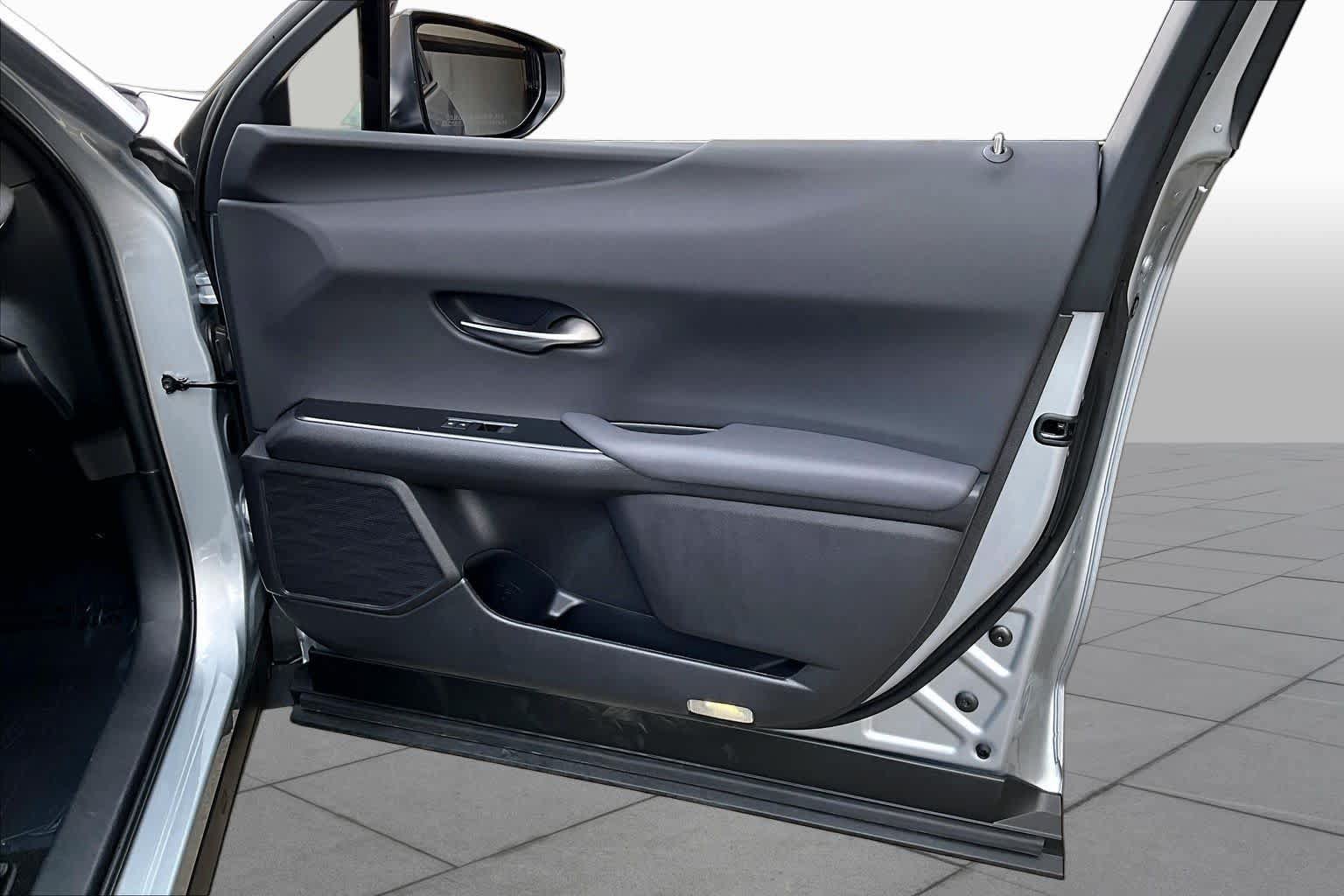 Used 2025 Lexus UX 300h AWD w/ Cold Area Package image 19