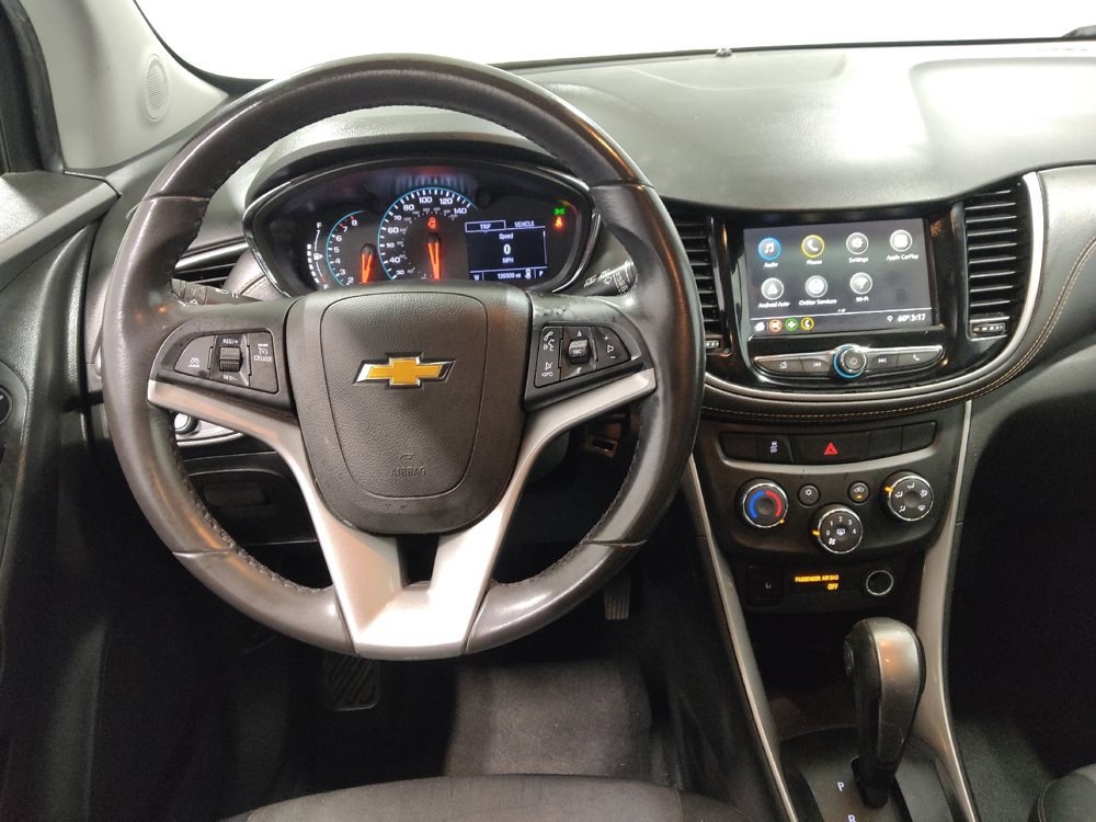 Used 2019 Chevrolet Trax LT w/ LT Convenience Package image 22