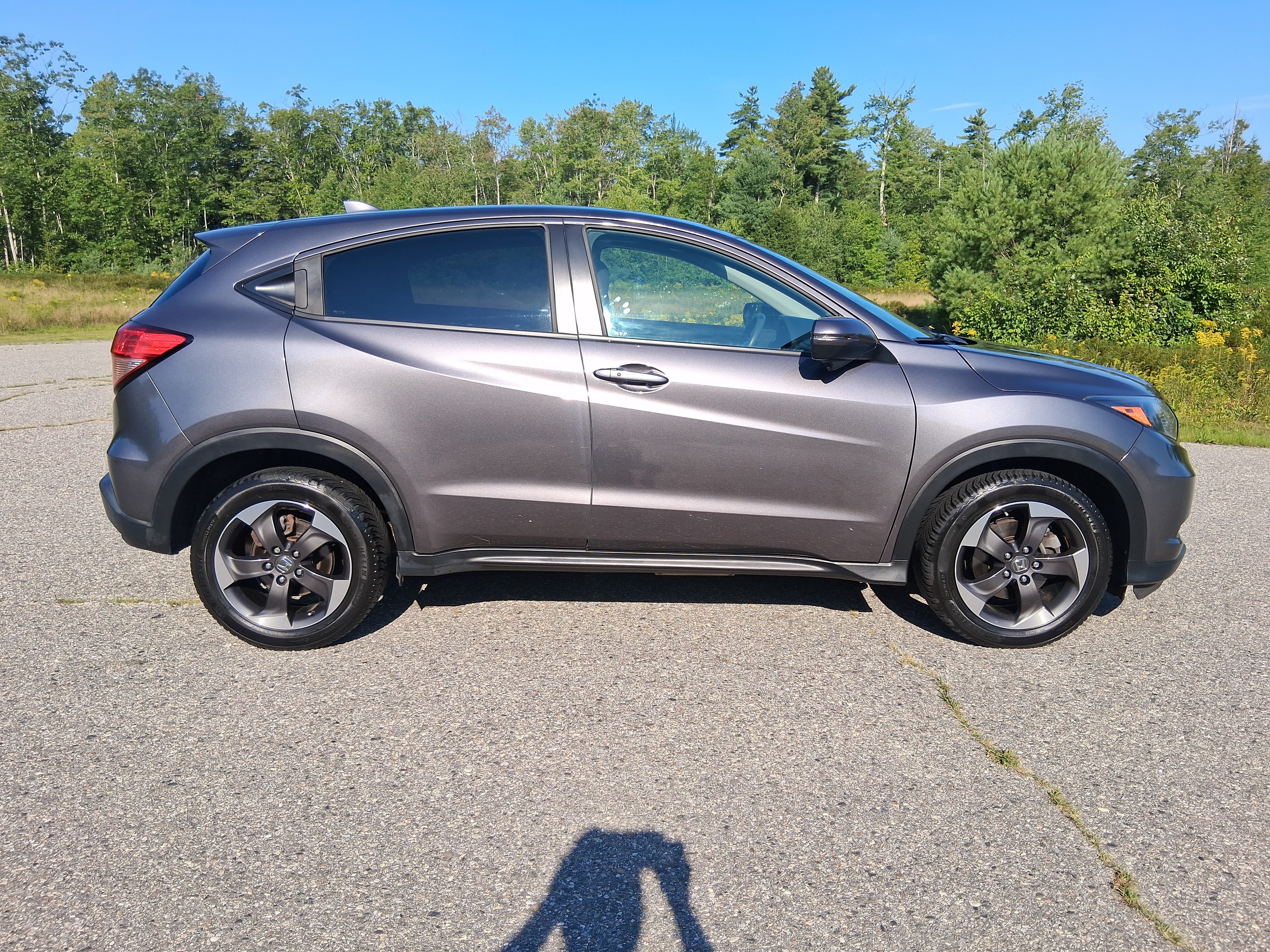 Used 2018 Honda HR-V EX image 4