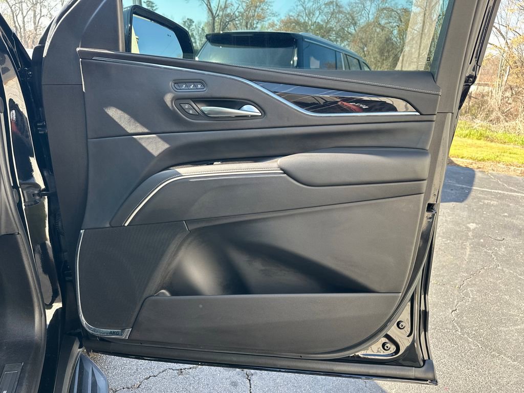 Used 2024 Cadillac Escalade Sport w/ Touring Package image 14