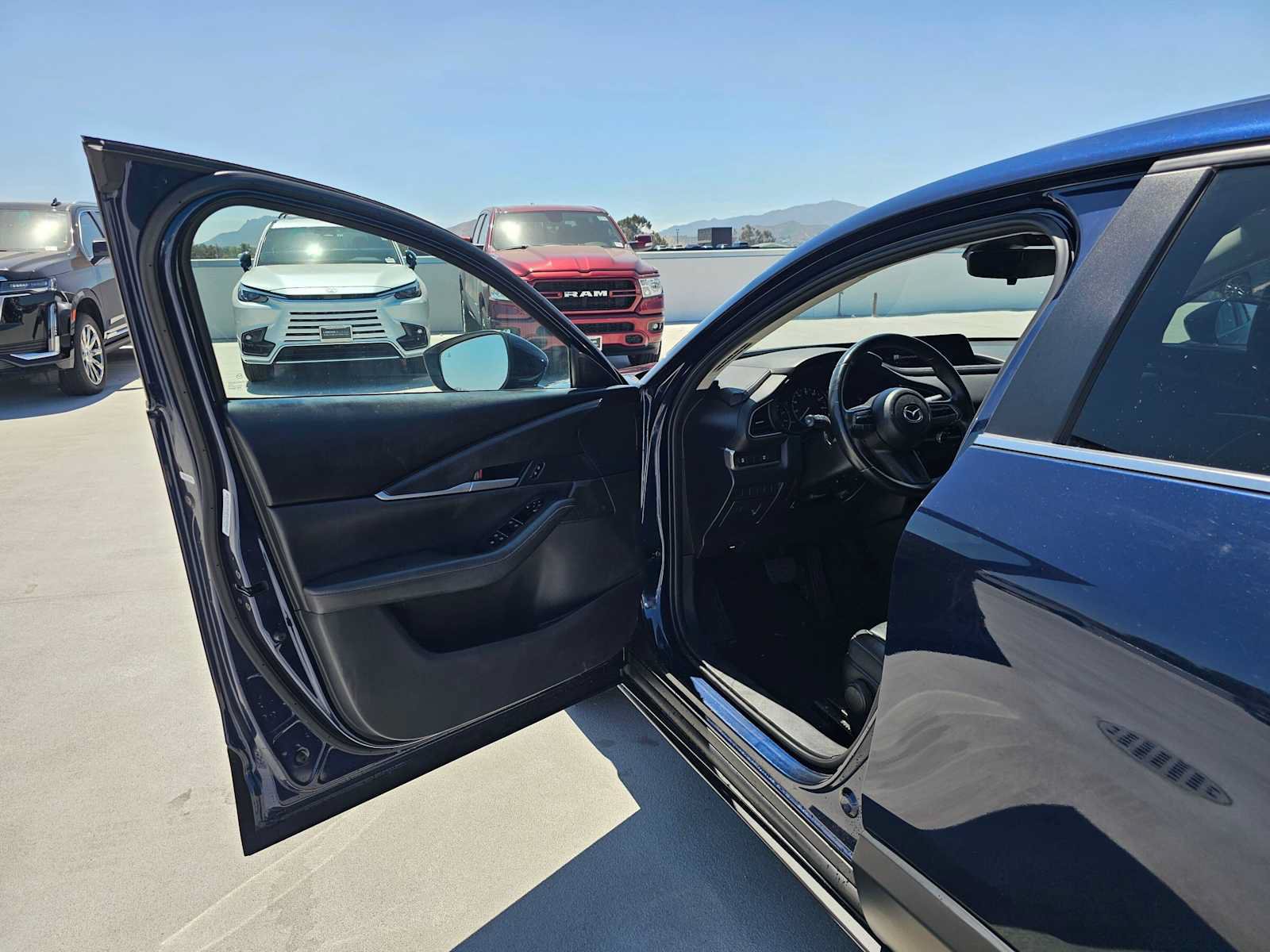 Used 2021 MAZDA CX-30 FWD 2.5 S w/ Select Package image 19