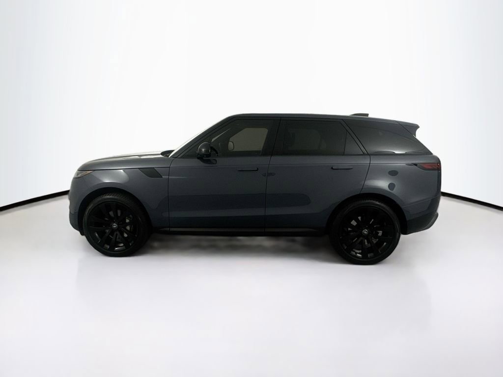 Used 2024 Land Rover Range Rover Sport SE image 8