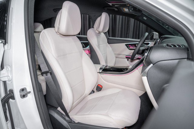 New 2025 Mercedes-Benz GLC 300 image 14