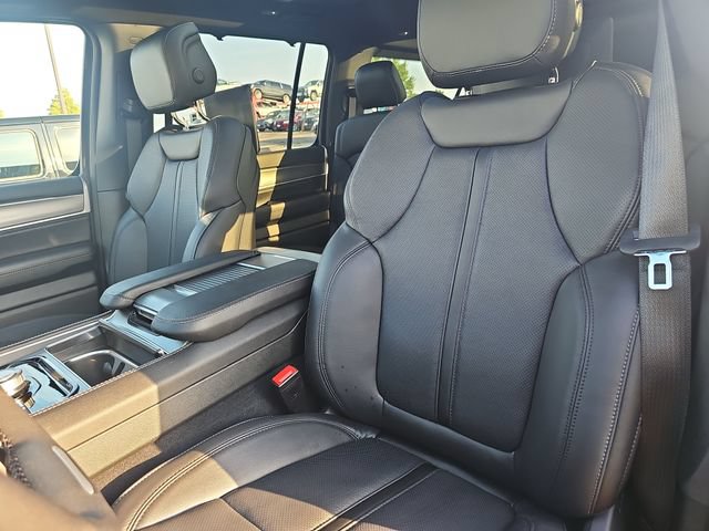 New 2026 Jeep Grand Wagoneer L Limited AWD/4WD image 42