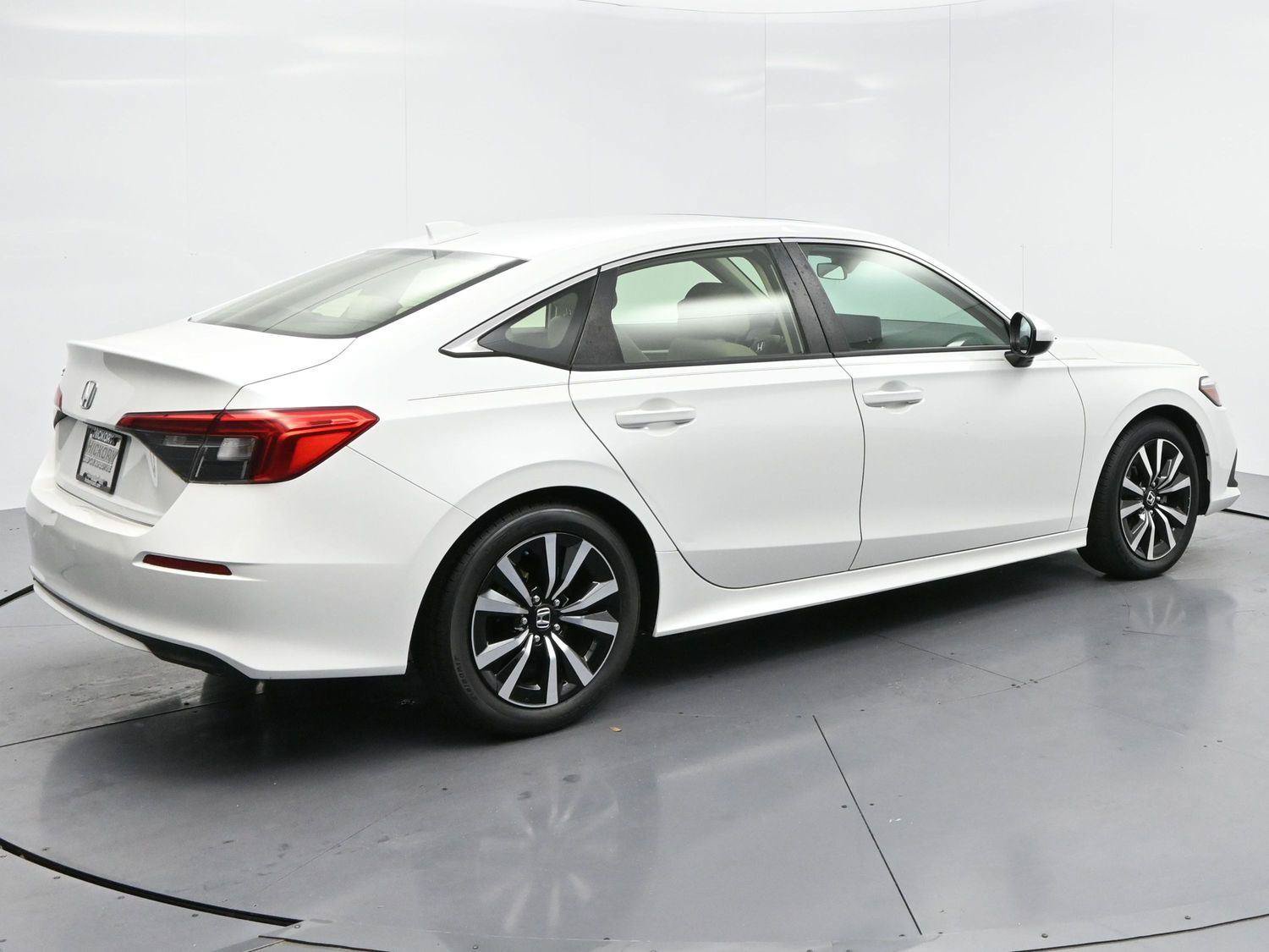 Used 2022 Honda Civic EX image 7