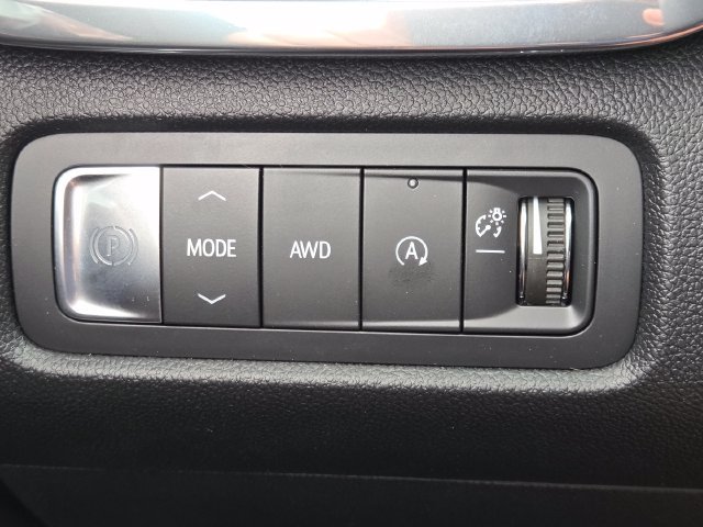New 2026 GMC Acadia Elevation w/ Elevation Premium Package AWD/4WD image 12