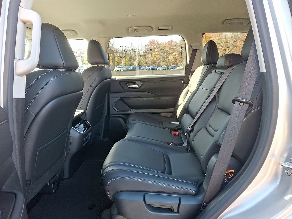 New 2026 Nissan Armada SV AWD/4WD image 6