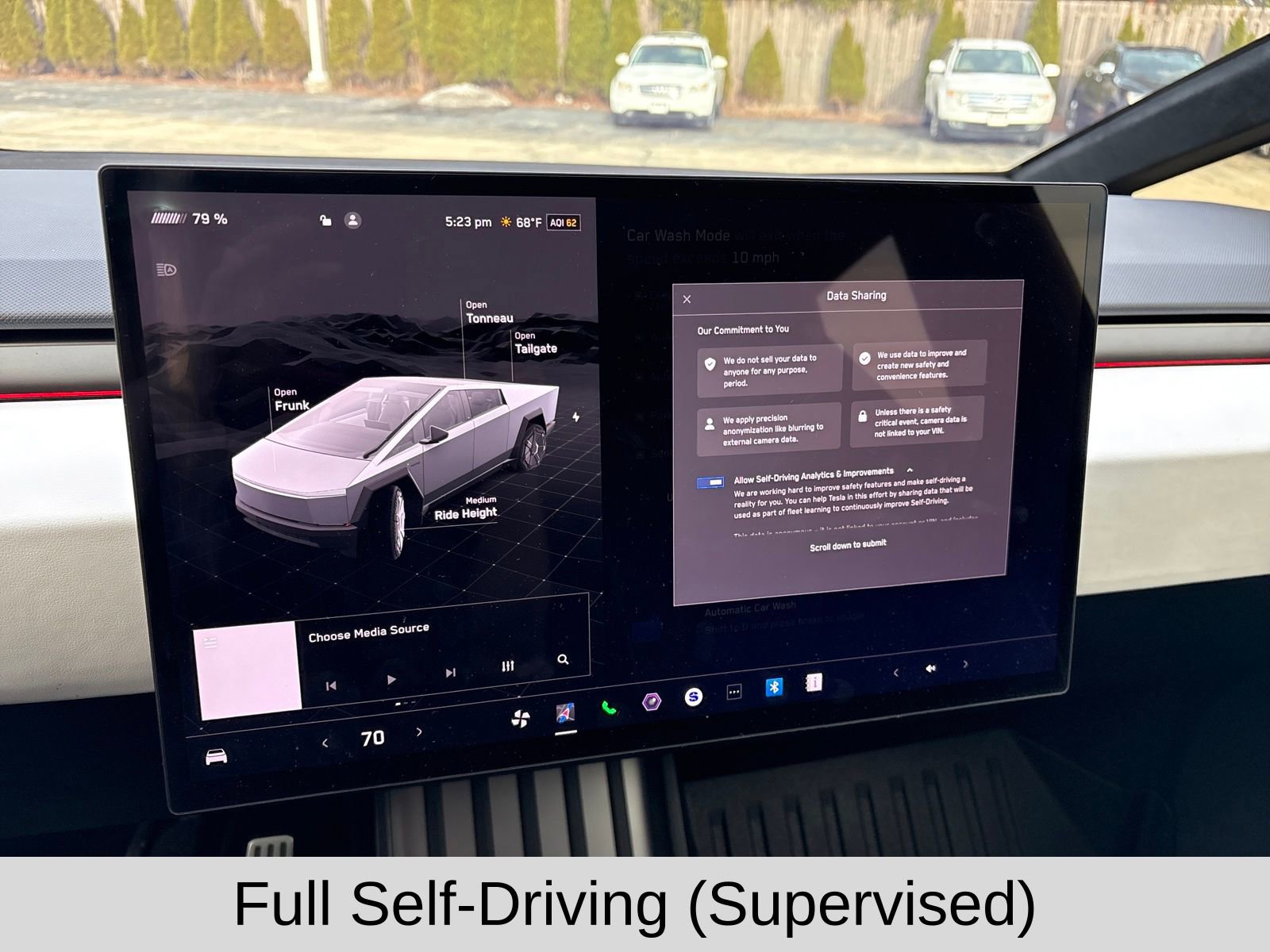 Used 2024 Tesla Cybertruck AWD Crew Cab image 16