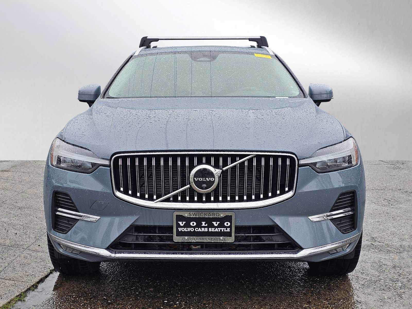 Certified 2023 Volvo XC60 B6 Ultimate w/ Protection Package Premier image 8