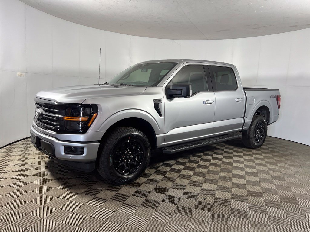 New 2026 Ford F150 XLT w/ Equipment Group 302A MID