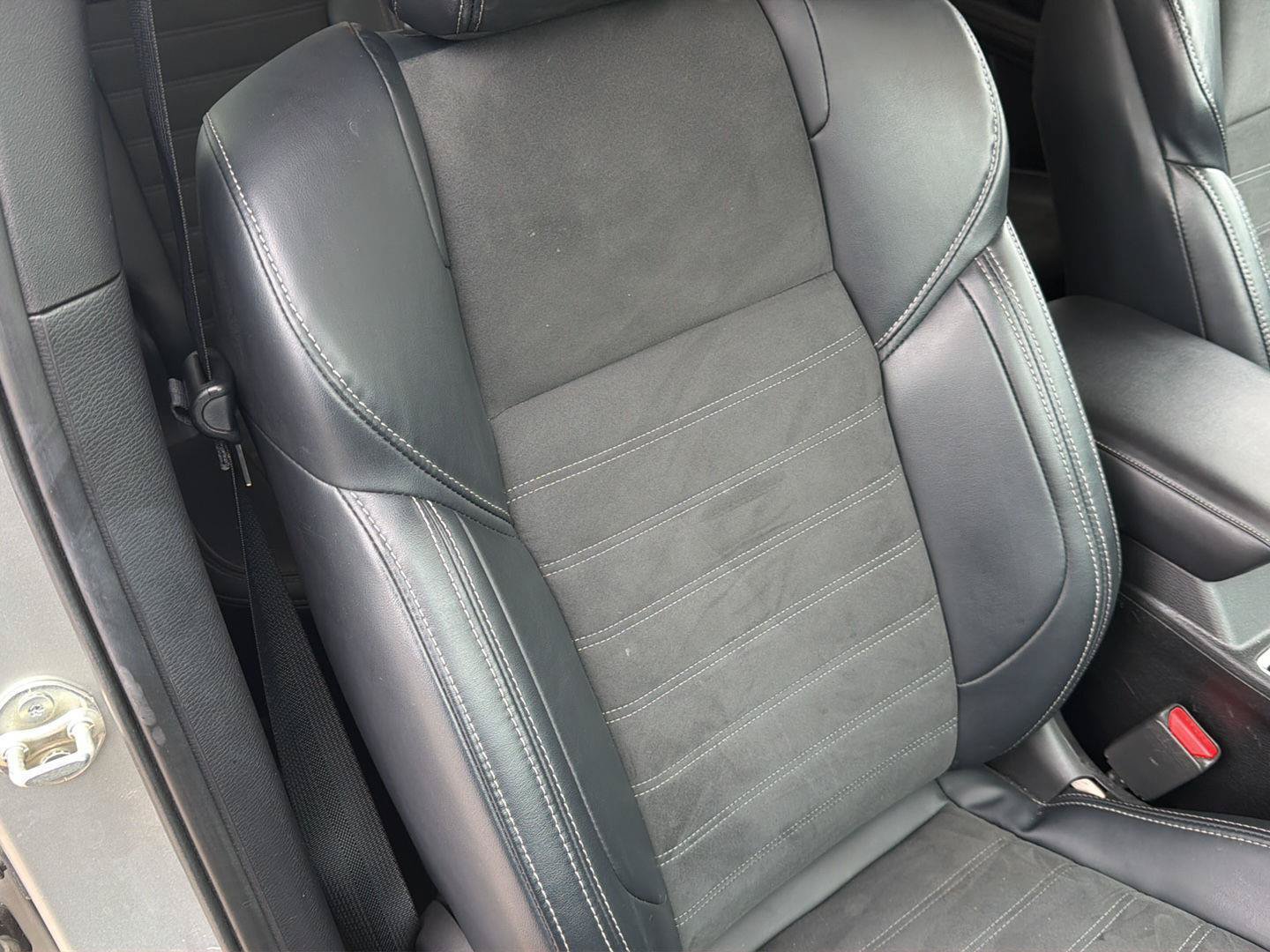 Used 2024 Mitsubishi Outlander SE FWD image 34