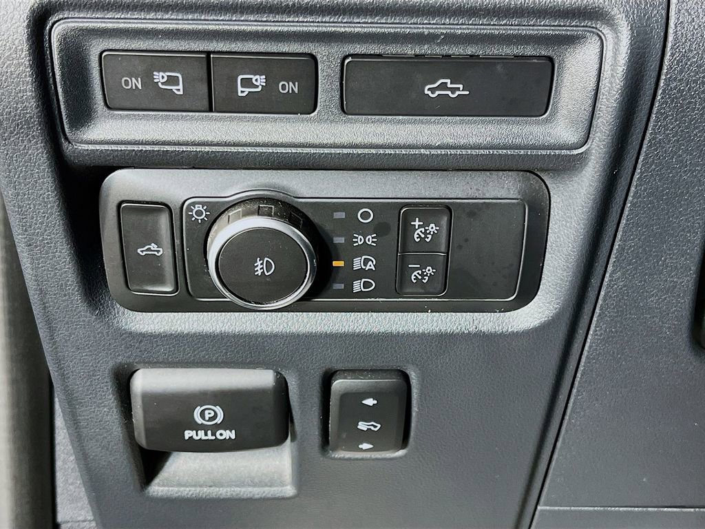 Used 2021 Ford F150 Lariat w/ Equipment Group 502A High image 12